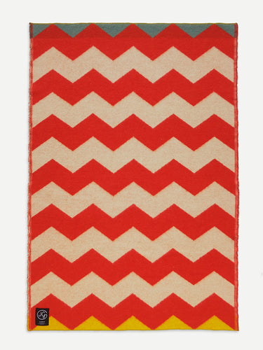ZIGZAG BLANKET IN RED